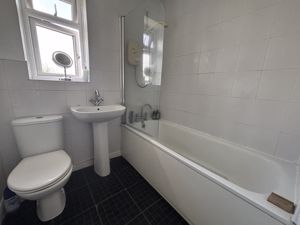 Bathroom - click for photo gallery